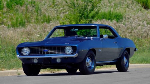 Chevrolet, Chevrolet Camaro, 1967 Chevrolet Camaro Z/28: Highest-revving muscle car