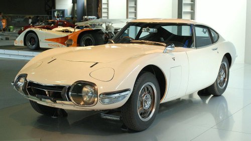 10 classic cars that most drivers have never seen in person