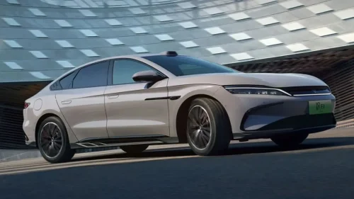 El BYD Han recibe nueva generación de baterías y puede pasar del 10% al 97% en 9 minutos