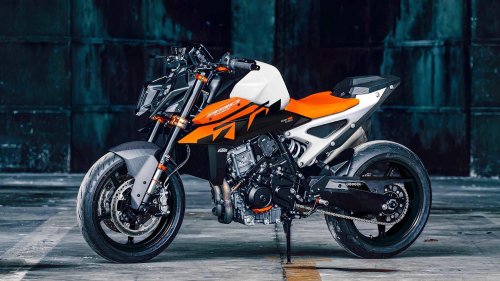 The naked bike that balances power, agility, and everyday usability