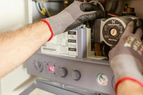 Adiós a este tipo de calderas en España: esta es la fecha límite de la UE para que miles de hogares cambien su instalación
