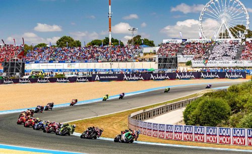 El gesto inesperado que ha encendido las redes en pleno fin de semana de motos