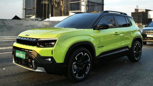 Jeep, Jeep Avenger, El Jeep Avenger 2027 deja ver su nuevo diseño antes de tiempo