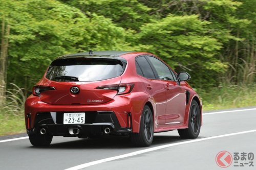 トヨタ「“4WD”スポーツカー」が進化！ まるで「V6」な重厚サウンドと“快適性向上”で「オトナ仕様」に！ “ニュル仕込み”で野性味と洗練を両立した最新「GRカローラ 25式後期」の実力とは？
