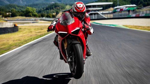 The performance bike that feels like art in motion