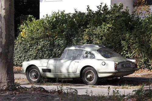 Los coches inesperados propulsados por motores Ford