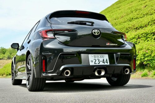 トヨタ「GRカローラ」の最新型は一般人でも楽しめる? 25式後期モデルに試乗