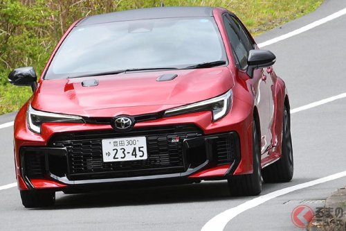 トヨタ「“4WD”スポーツカー」が進化！ まるで「V6」な重厚サウンドと“快適性向上”で「オトナ仕様」に！ “ニュル仕込み”で野性味と洗練を両立した最新「GRカローラ 25式後期」の実力とは？