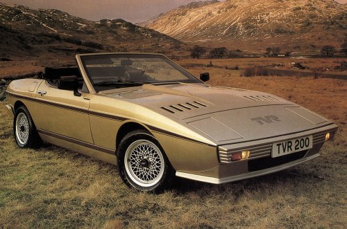 Los coches inesperados propulsados por motores Ford