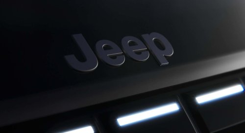 Jeep, Jeep Avenger, Jeep ilumina su icono más reconocible en el nuevo Avenger que llegará en 2026