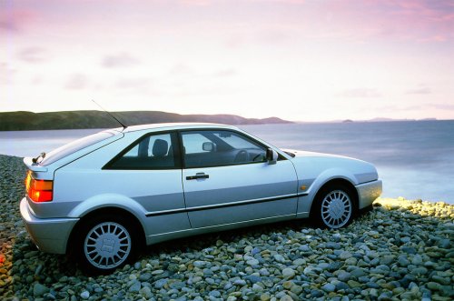 Coches de los años 90 que puedes comprar hoy a un precio de ganga