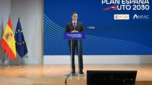 Oficial | Se presenta el Plan Auto 2030 en Barcelona: estas son las ayudas de hasta 5.500 euros a las que te puedes acoger