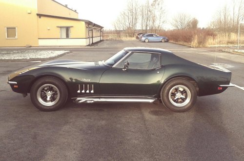 26 tire-smoking pics featuring '60s &amp; '70s classic muscle