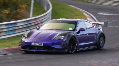 Manthey Racing kit takes the Porsche Taycan Turbo GT to new extremes