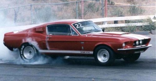 26 tire-smoking pics featuring '60s & '70s classic muscle