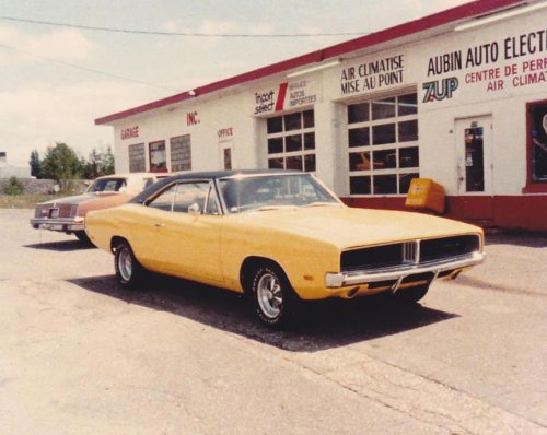 26 tire-smoking pics featuring '60s &amp; '70s classic muscle