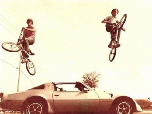 26 tire-smoking pics featuring '60s &amp; '70s classic muscle