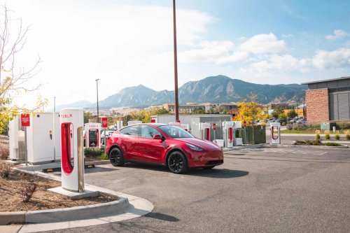 ¿Filas kilométricas para cargar el coche eléctrico? Ya se ha creado una solución y es bastante práctica