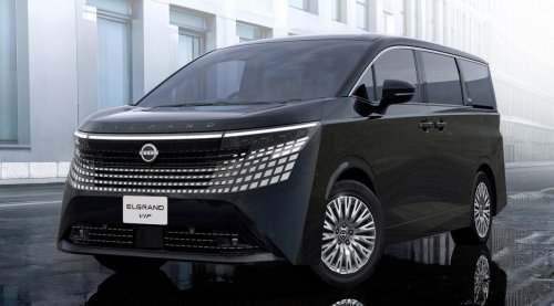 日産の新型「エルグランド」はAUTECHでどう変わる? 実車で確認