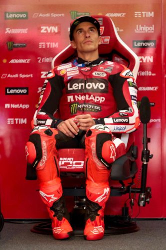 Marc Márquez apunta alto frente a Aprilia y Marco Bezzecchi en el GP de Francia: 