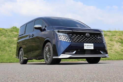 日産の新型「エルグランド」はAUTECHでどう変わる? 実車で確認