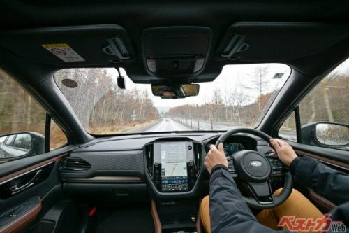 RAV4より重いのに新型フォレスターハイブリッドが超軽快! スバル独自の機械式AWDのスゴさって?