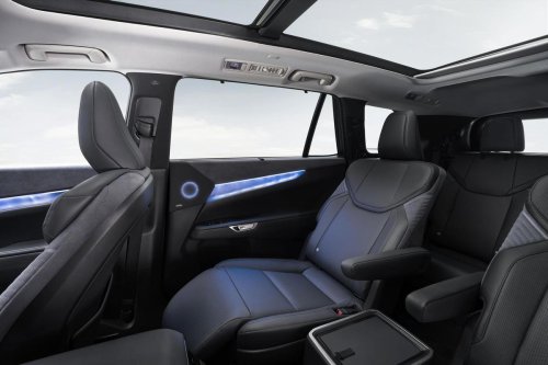 Lexus expande su ofensiva eléctrica con el TZ, su SUV más grande y refinado