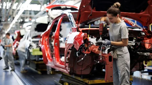 España es el segundo fabricante de coches de Europa y noveno del mundo y China ha puesto sus ojos aquí para instalar sus fábricas