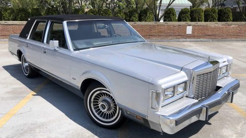The luxury SUV built for traditionalists
