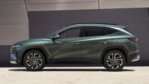 Hyundai, MG, 10.300 € de rebaja, hace 70 km sin gastar gasolina y más maletero, Hyundai golpea al MG HS con su mejor SUV