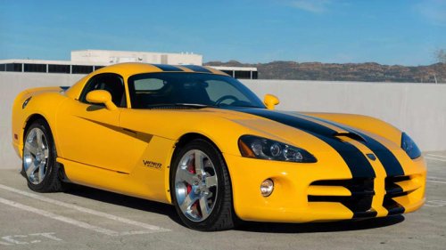 6 naturally aspirated V10 cars collectors are quietly snatching up