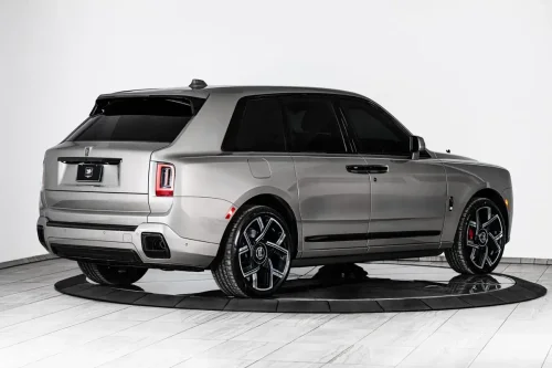 Rolls-Royce, Disparos y explosiones: el Rolls-Royce Cullinan blindado que nadie puede distinguir