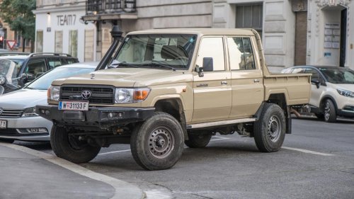 These 8 vehicles became famous for surviving abuse