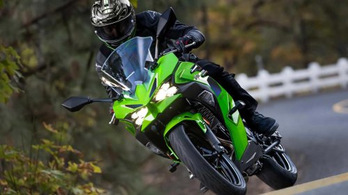 The sports bike that feels light, fast, and confidence-inspiring