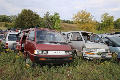 Nuestros hallazgos favoritos en el desguace de Rohner's Auto Parts, Willmar, Minnesota