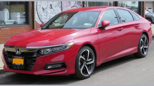 7 cars that thrive under high mileage conditions