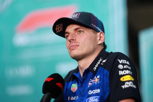 McLaren, Zak Brown, sobre un posible fichaje de Max Verstappen en McLaren F1 por Oscar Piastri: 