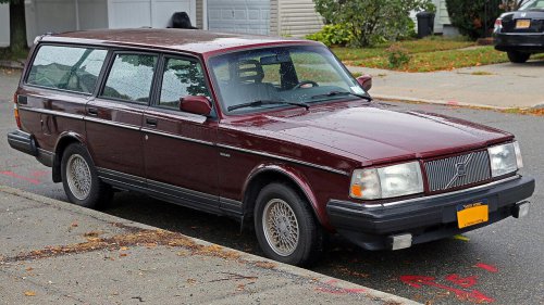 10 vehicles that push beyond typical lifespan limits