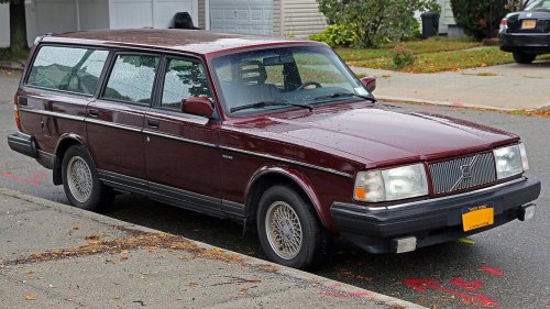 10 vehicles that push beyond typical lifespan limits