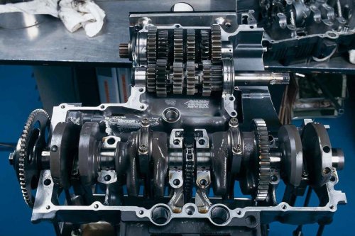 ヨシムラ「GSX-R750 8耐仕様」詳細解説｜全日本3連覇、8耐2位の1987年F-1仕様車【ヨシムラ伝】