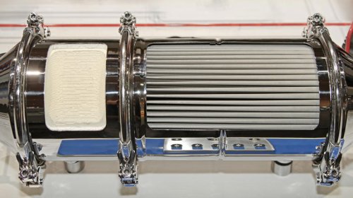 How much platinum is inside a car's catalytic converter?