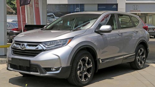 7 cars that thrive under high mileage conditions