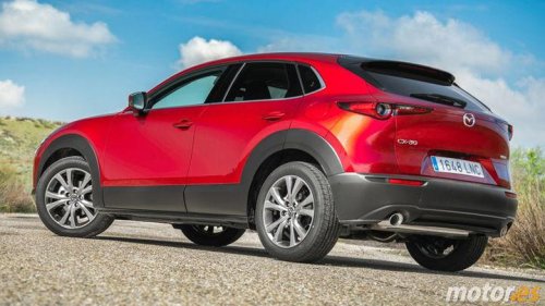 SEAT, Se desploma el precio del SUV híbrido japonés que pone contra las cuerdas a SEAT y Skoda, 7.000 € menos y etiqueta ECO