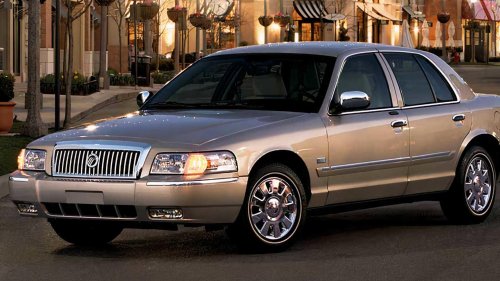 This bulletproof RWD American sedan will outlast time itself