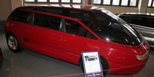 Chrysler, The 455-hp minivan with a Countach engine that Chrysler strangled to death