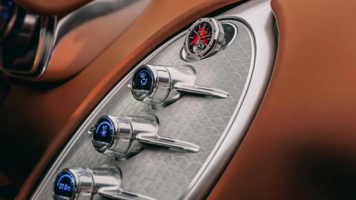 Top 10 most iconic car clocks throughout automotive history