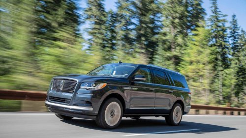 Lincoln, Toyota, Toyota Sequoia, Used Lincoln Navigator vs. new Toyota Sequoia: Which is the smarter buy?