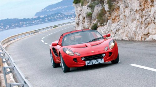 Lotus, BMW, BMW M3, Lotus Elise: A budget-friendly driver's car compared to the BMW M3