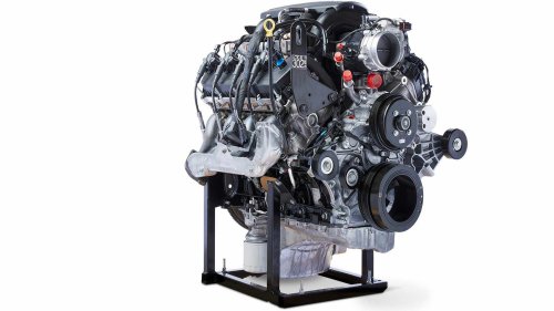 Ford, Ford’s Huge Massive Pickup Truck V8 Is A Blast From The Past in Modern Times