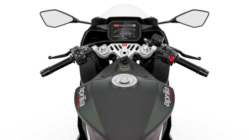 The sports bike that feels light, fast, and confidence-inspiring